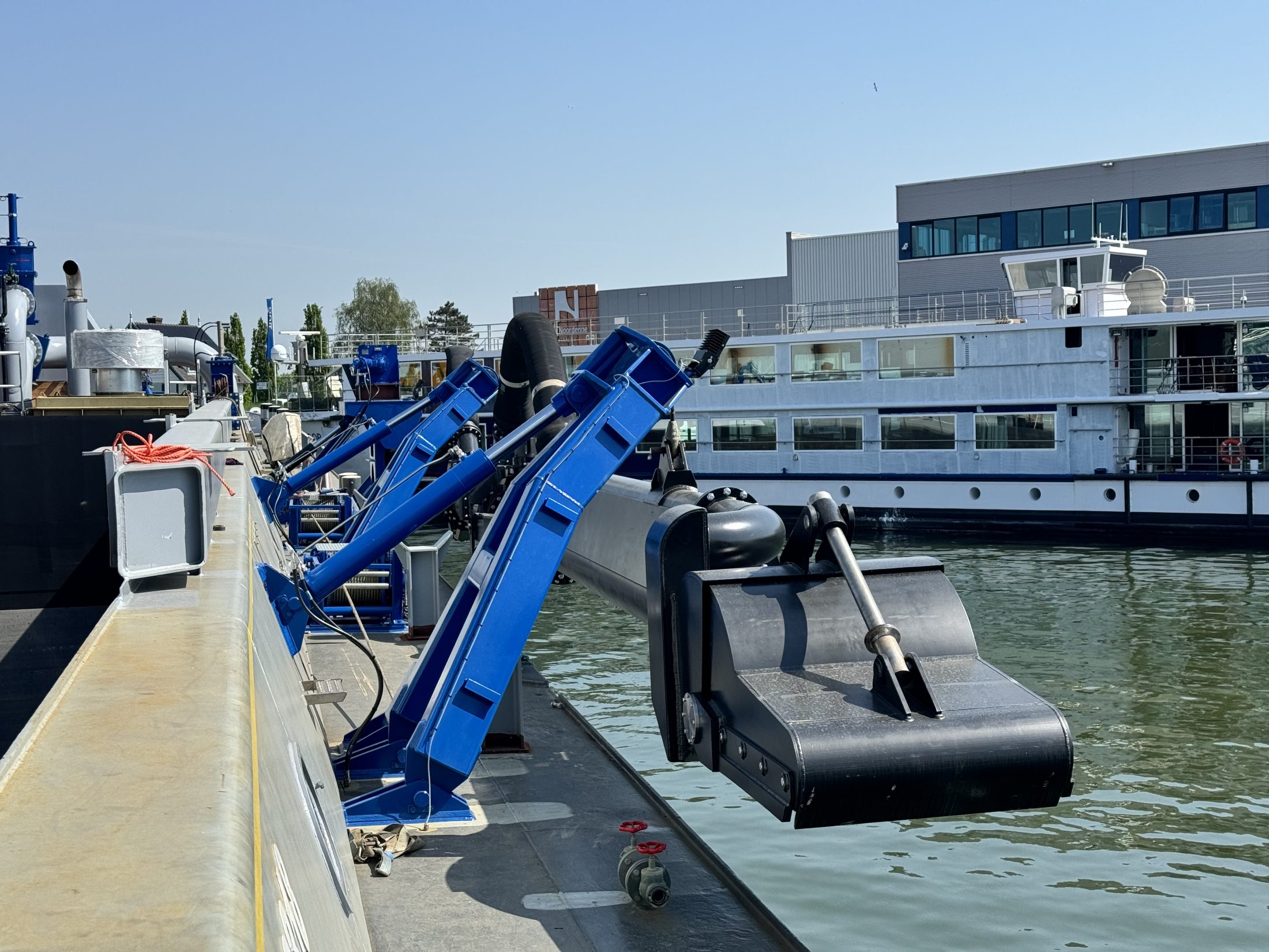 GeoDredge and Viking Software Installation on TSHD Taruma