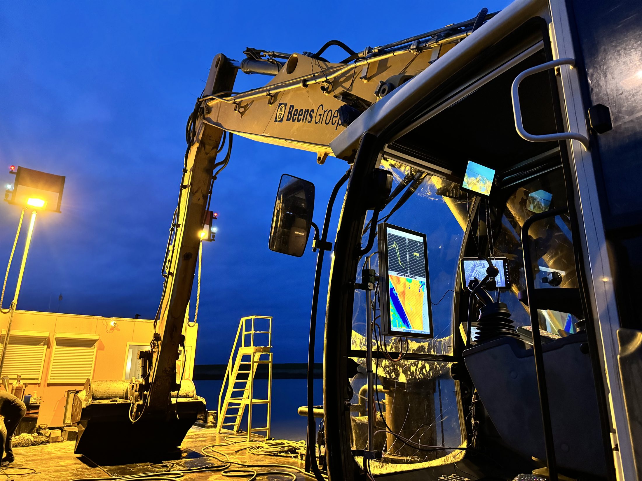 Late Night Visit for Beens Group – GeoDredge Upgrade Preparations