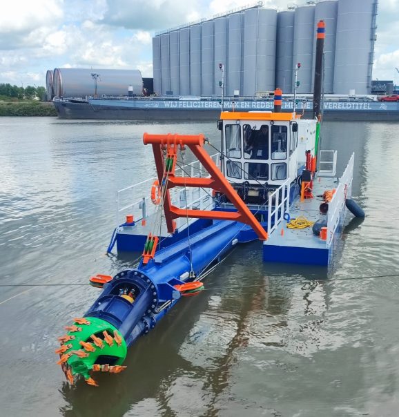 Mobilisation of Dredge Yard Cutter Suction Dredger in Greenland