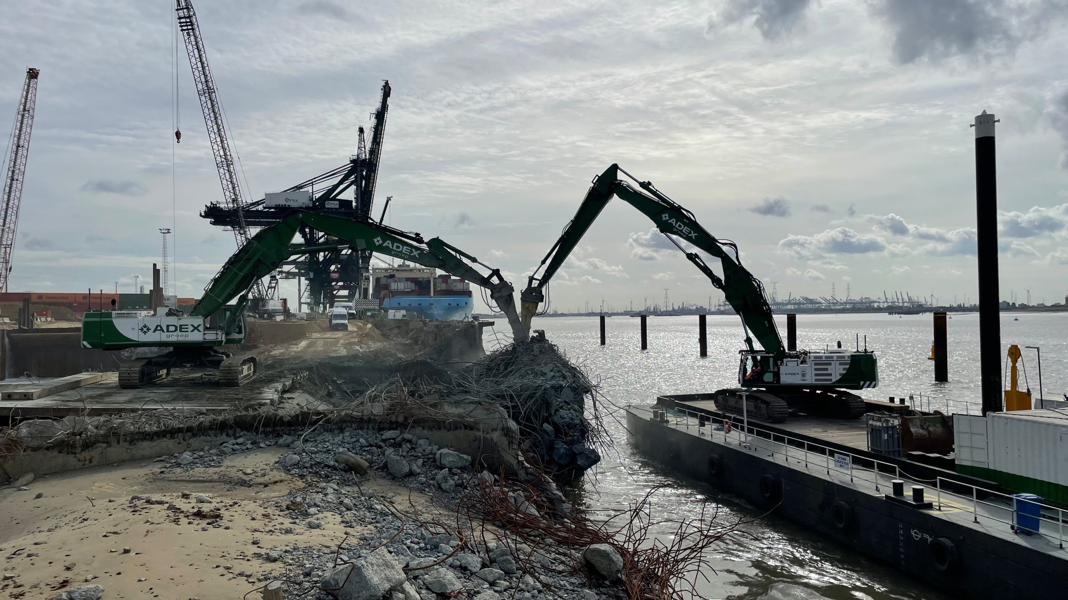 Two New GeoDredge systems for Adex