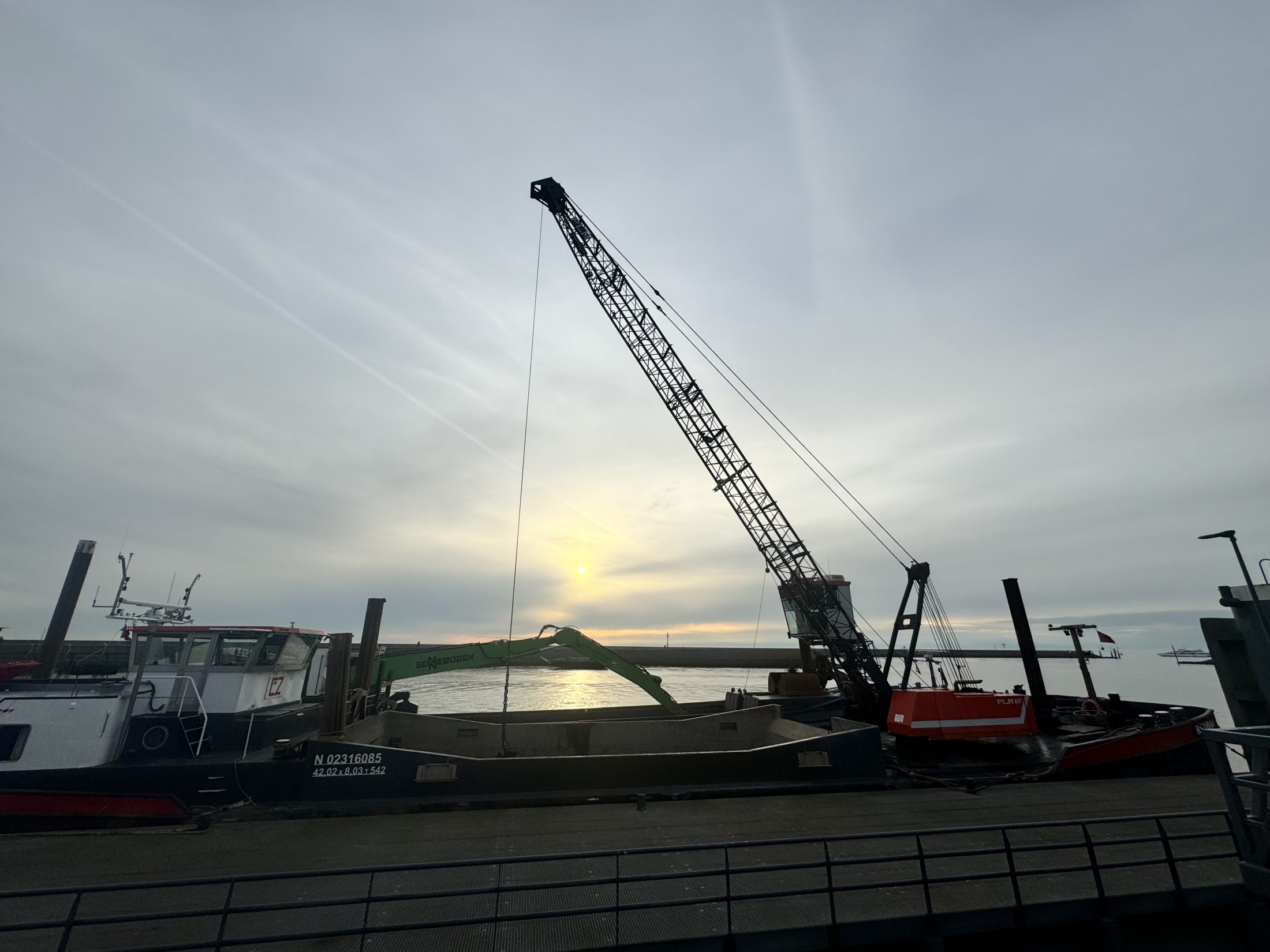 Upgrade of Grab Dredge with Bucket Location Detection System