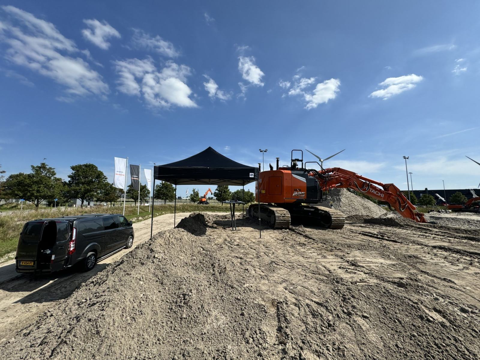 Viking Software Updates Trails on Excavator